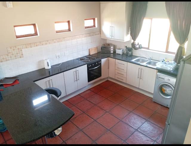 3 BEDROOM SECTIONAL TITLE FOR SALE IN NOORDRAND